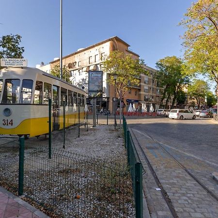 Charming 2 Bedroom Apartment At Triana Center By Oui Seville Exterior photo